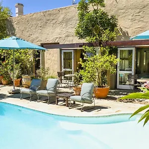 Guest house Rosedene - 24h Solar With Pool And Garden, Cape Town